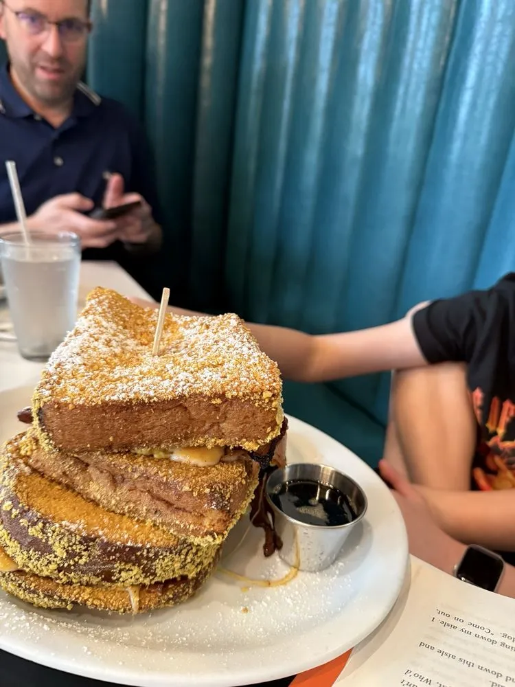 French toast sandwich